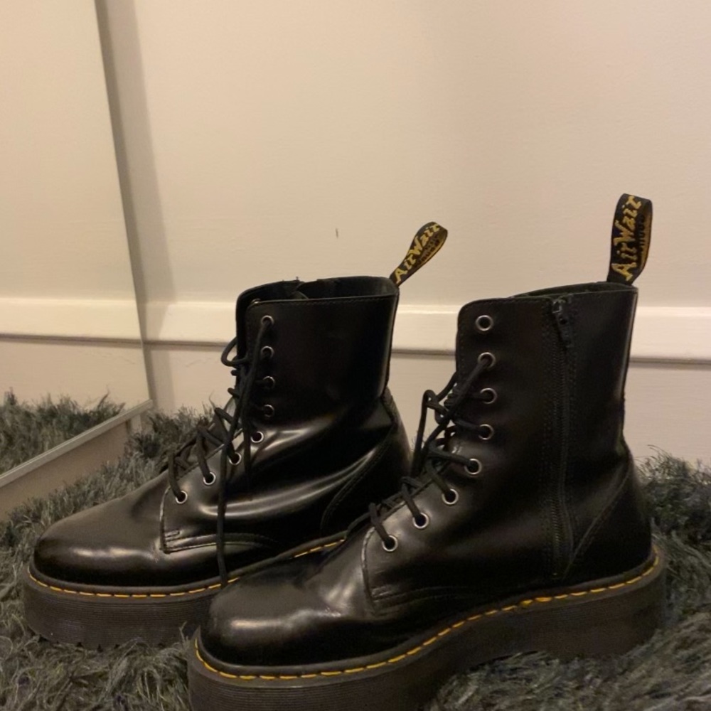 Jadon Doc Martens